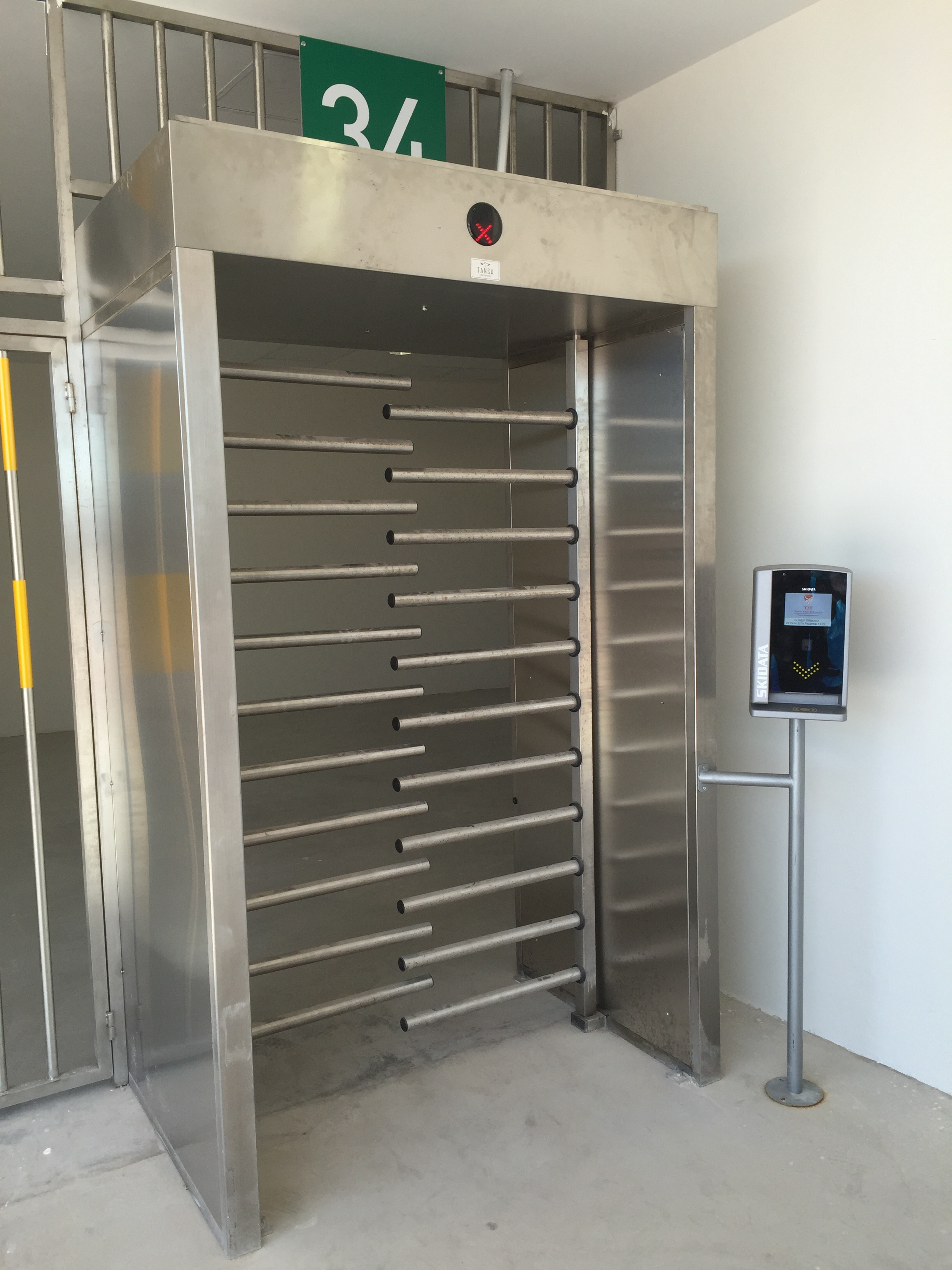 LTF 413SG Boy Turnike Montaj Görüntüleri