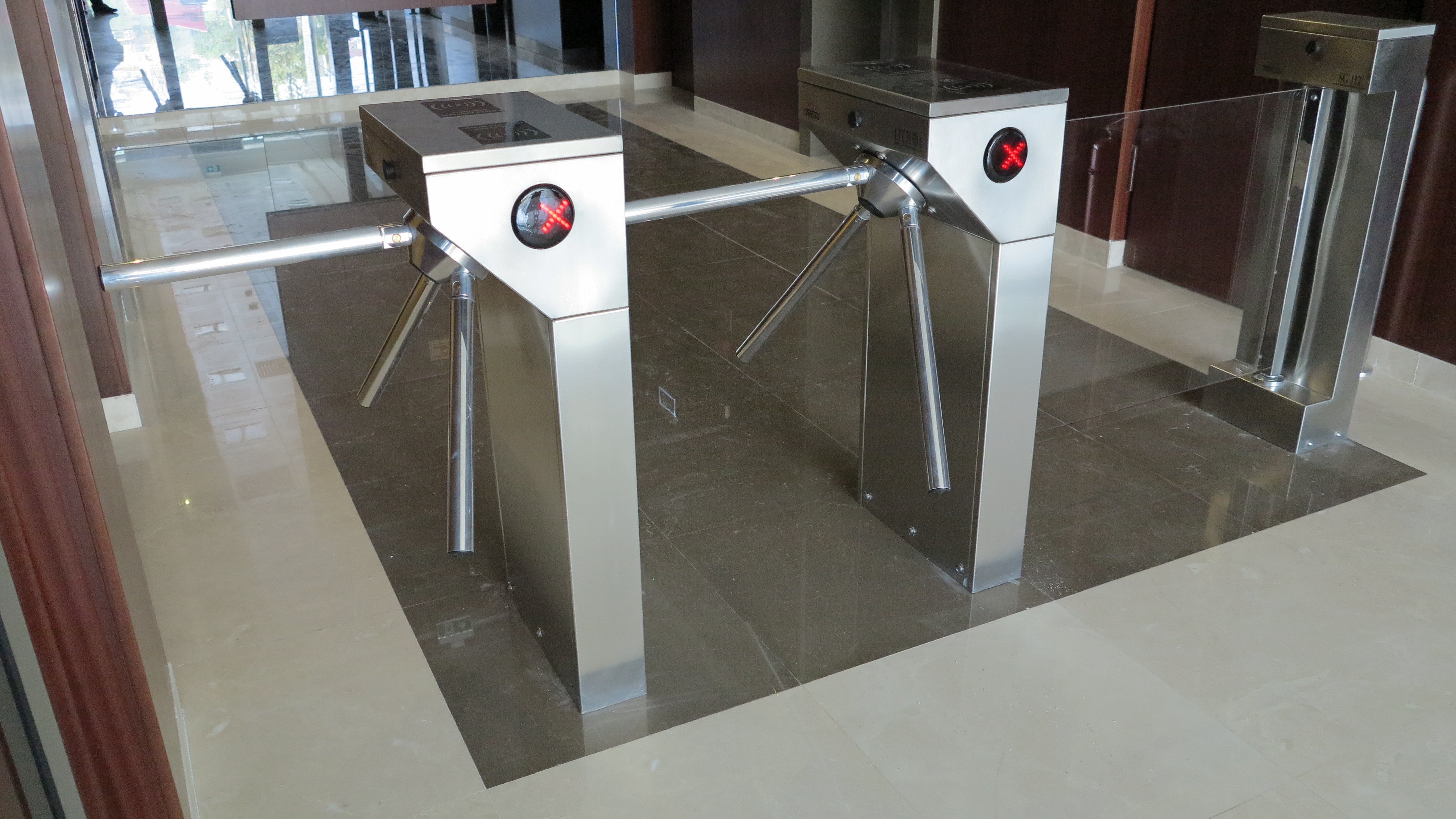 LTT-313E Tek Ayak Tripod Turnike Montaj Görüntüleri